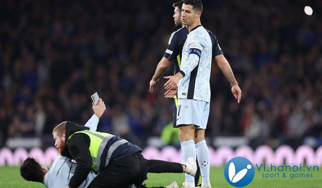 Roberto Martinez chỉ ra điều đáng lo nhất ở Ronaldo 1