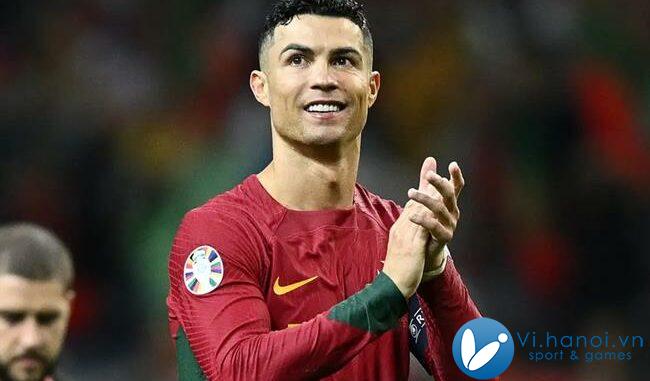 HLV Roberto Martinez đảm bảo thời gian ra sân cho Ronaldo 1