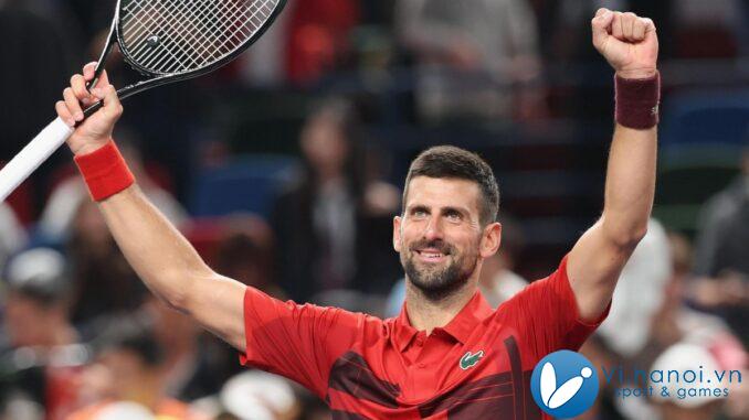 Djokovic lần thứ 10 vào tứ kết Shanghai Masters