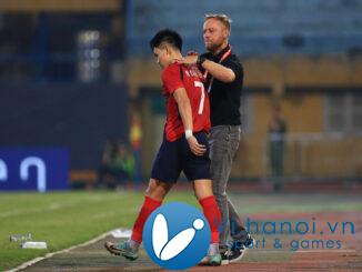 HLV Đình Bắc Mano Polking CAHN vs Lion City Sailors ngày 26/9