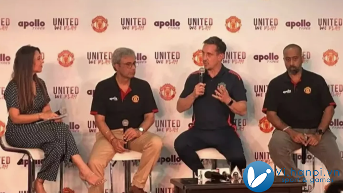 Gary Neville nhận công việc mới ở MU vài ngày sau khi Sir Alex bị sa thải 1