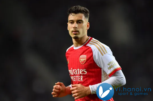 Arteta được Gabriel Martinelli khuyến khích tấn công Tottenham