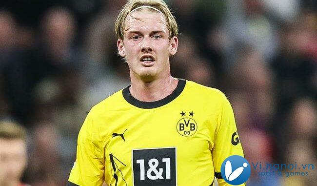 Mùa thu Julian Brandt