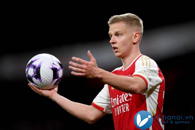 Oleksandr Zinchenko Giấc mơ bình yên đằng sau quả bóng 3