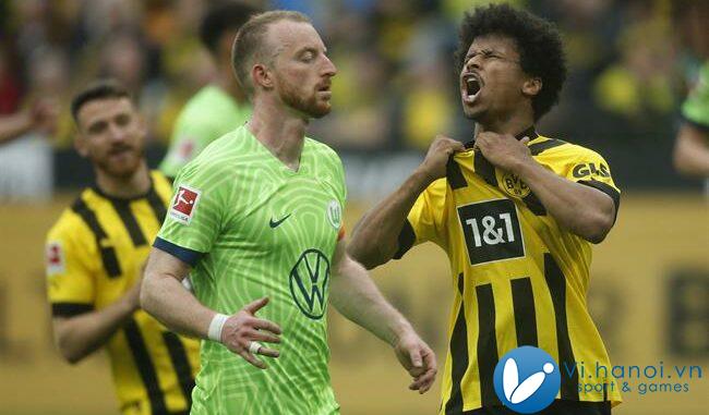 Bình luận trận đấu Wolfsburg vs Dortmund (02h45, 03/3010) Chờ cơn mưa bàn thắng 1