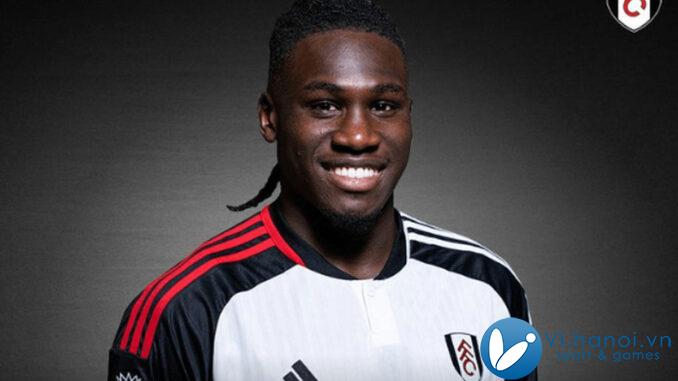 Cầu thủ Fulham FC Calvin Bassey