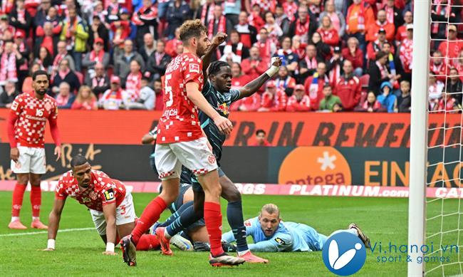 Bình luận Mainz vs Monchenladbach (01h30, ngày 2610) Cả chủ lẫn khách đều buồn 1