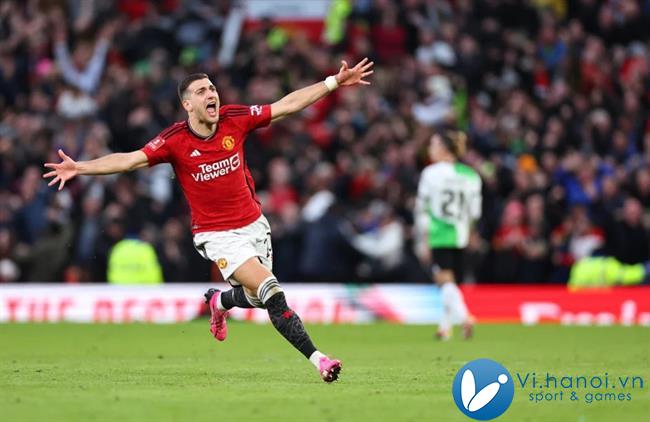 Diogo Dalot sẵn sàng cạnh tranh vị trí ở Man Utd 1