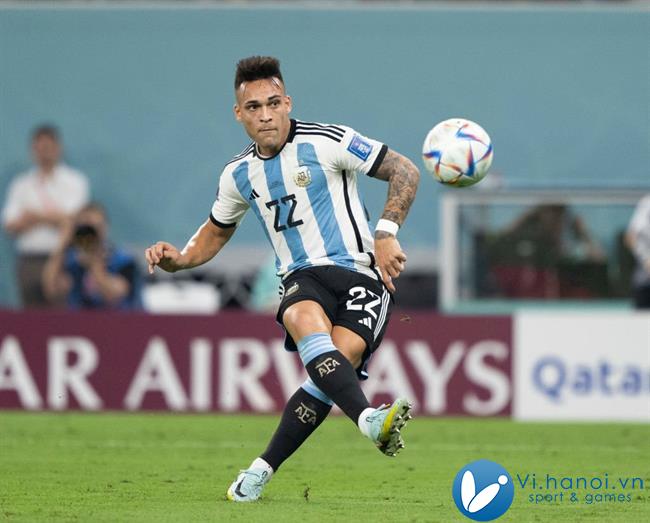 HLV Scaloni ủng hộ Lautaro Martinez giành Quả bóng vàng 2024 1