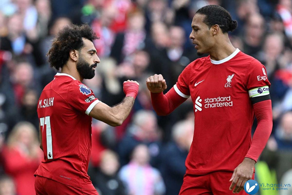 Liverpool đang tiến bộ với Virgil Van Dijk