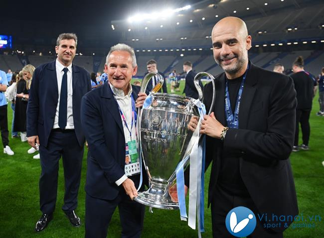 Pep Guardiola buồn vì Txigi Begiristain rời Man City 1