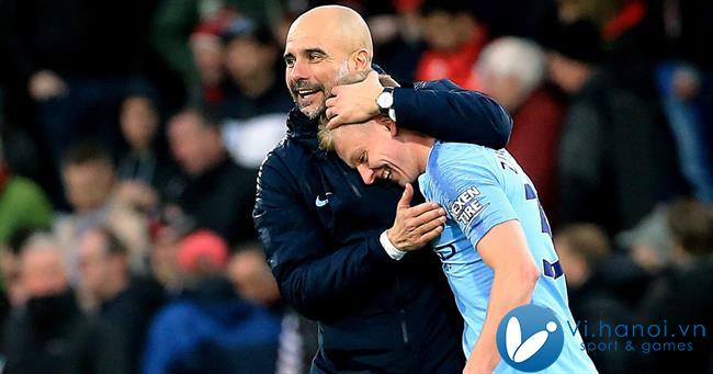 Pep gọi điện cho Zinchenko ngay sau khi Man City vô địch cúp C1