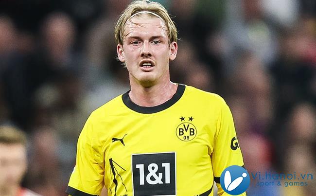 Mùa thu Julian Brandt