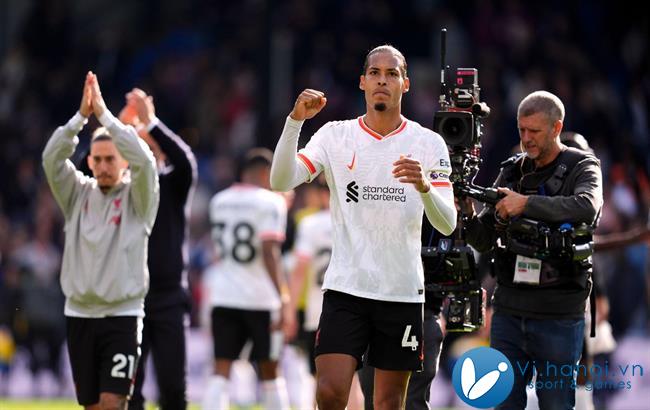 Virgil van Dijk khẳng định hiện tại anh chỉ tập trung cho Liverpool 1