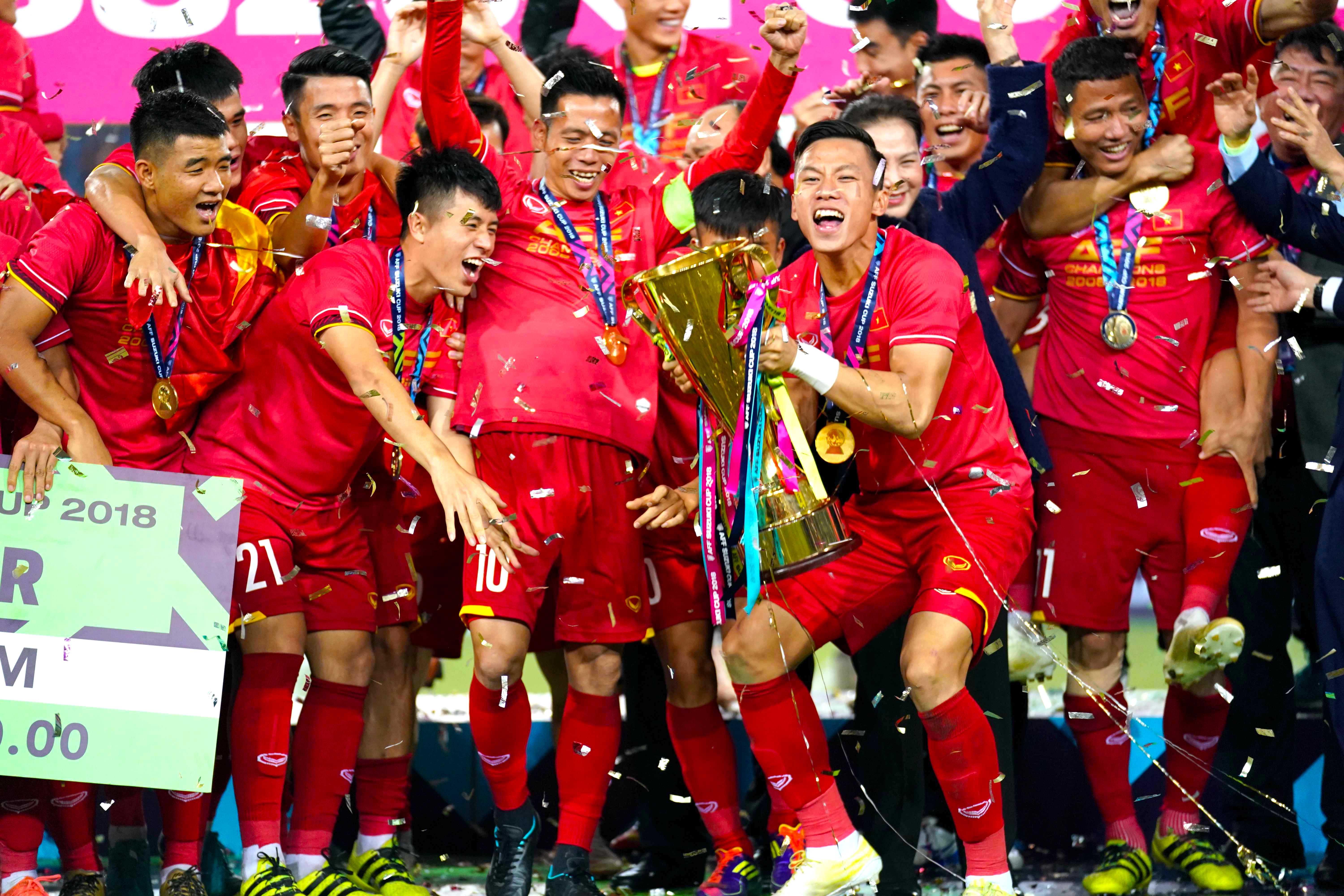 HLV Kim Sang Sik và áp lực trước mục tiêu chung kết ASEAN Cup 2024 3