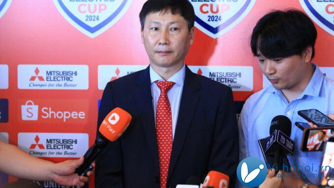 HLV Kim Sang Sik và áp lực trước mục tiêu chung kết ASEAN Cup 2024 1