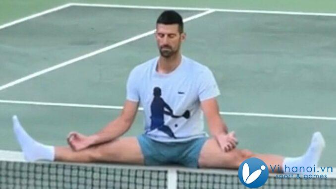 Khoảnh khắc thiền trên lưới của Djokovic gây sốt 

