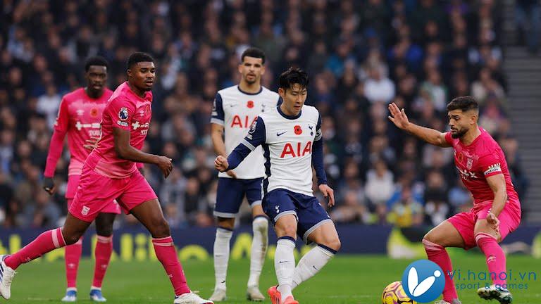 Manchester City vs Tottenham Hotspur vượt qua khủng hoảng 3