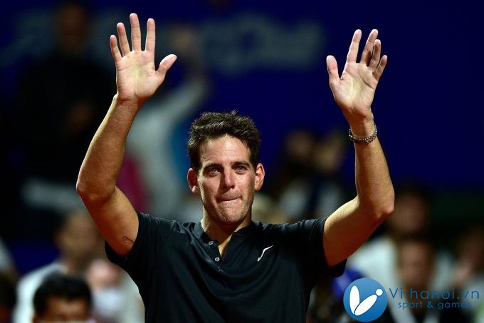 Del Potro khóc trong ngày chia tay khán giả ở Buenos Aires tháng 2/2022. Ảnh: Reuters