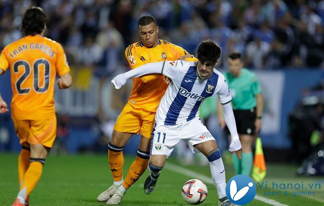 Kylian Mbappé không lo chơi lệch vị trí ở Real Madrid 1